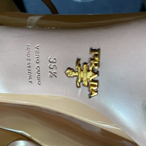 Prada nude mary jane heel - Size 5.5 (35.5) - Picture 5 of 8